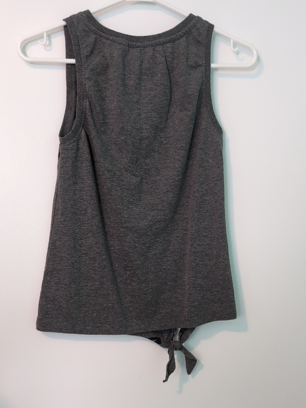 Disney's The Lion King- I'm Surrounded By Idiots Scar Tank Top - Picture 2 of 3